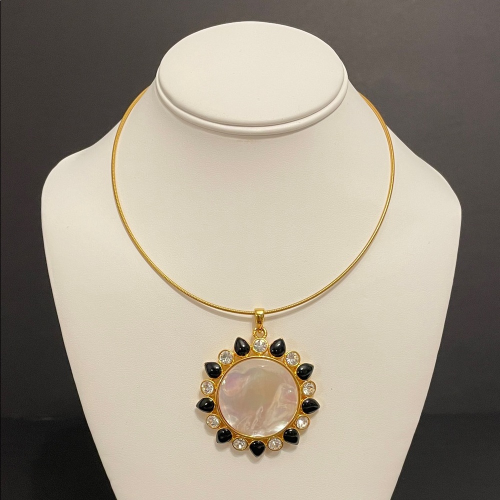 Joan Rivers Vintage Mother Of Pearl Medallion Pendant Necklace